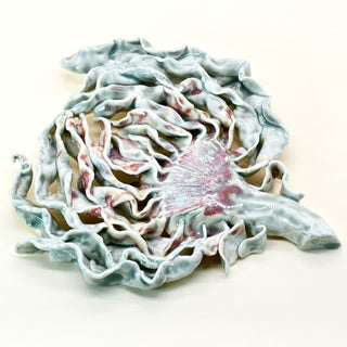 FARPHORIA artichoke wall sculpture in  pastel grey porcelain – luxury handcrafted piece for unique interiors.
