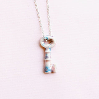 Key-shaped pendant necklace for your loved one