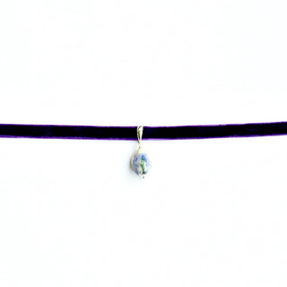 FARPHORIA_Mora_purple_velvet_choker_porcelain_pearl