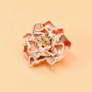 FARPHORIA_Nurit_rose_porcelain_brooch_christmas