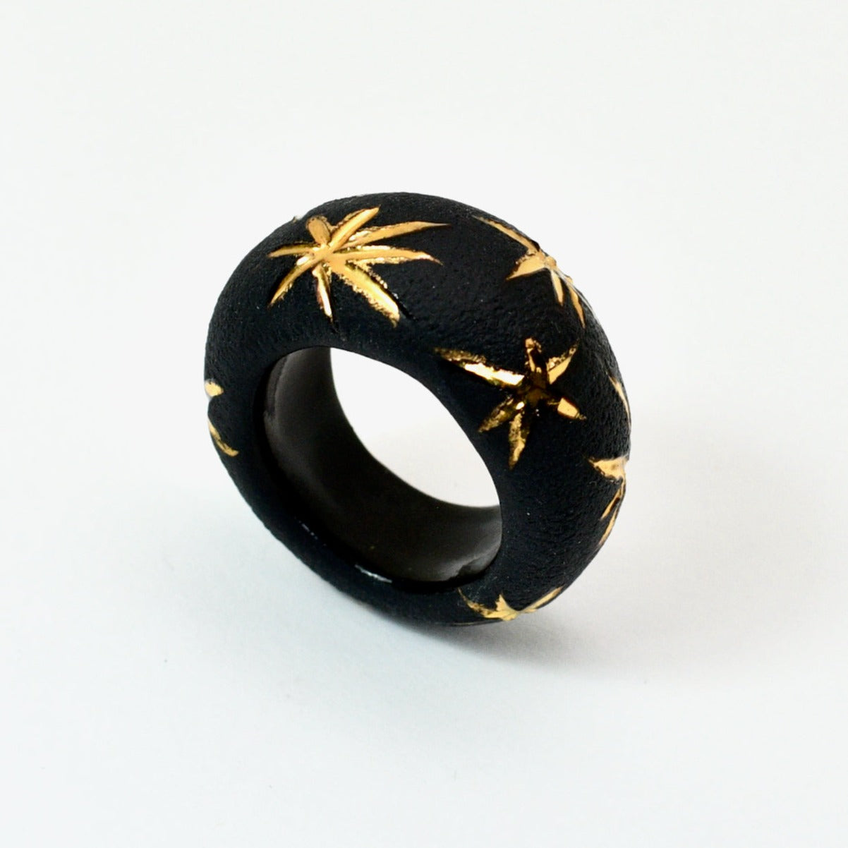 ADHARA Black Porcelain Ceramic Ring