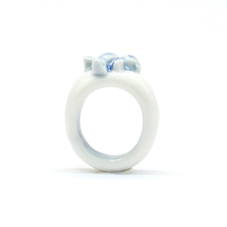 Farphoria_porcelain_ceramic_ring_blue_toy