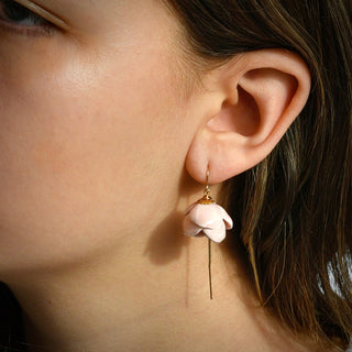 Farphoria_porcelain_earrings_threader_pink