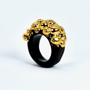 FARPHORIA, black, porcelain, ring, glaze, jewelry, gold, jewellery, gentle, pastel, contemporary, design, elegant, delicate, fine, refined, art, sculpture, wearable, white, one-of-a-kind, unique, hand sculpted, beautiful, statement, handmade, classy, London, United Kingdom, white, engagement, british, designer, artist, conceptual, inspired, bright, luxury, luxurious, look, fashionable, original, perfect, colors, gold, gift, ideal, present, bubbles, gothic, feel, inspiration, plenty of gold, rich