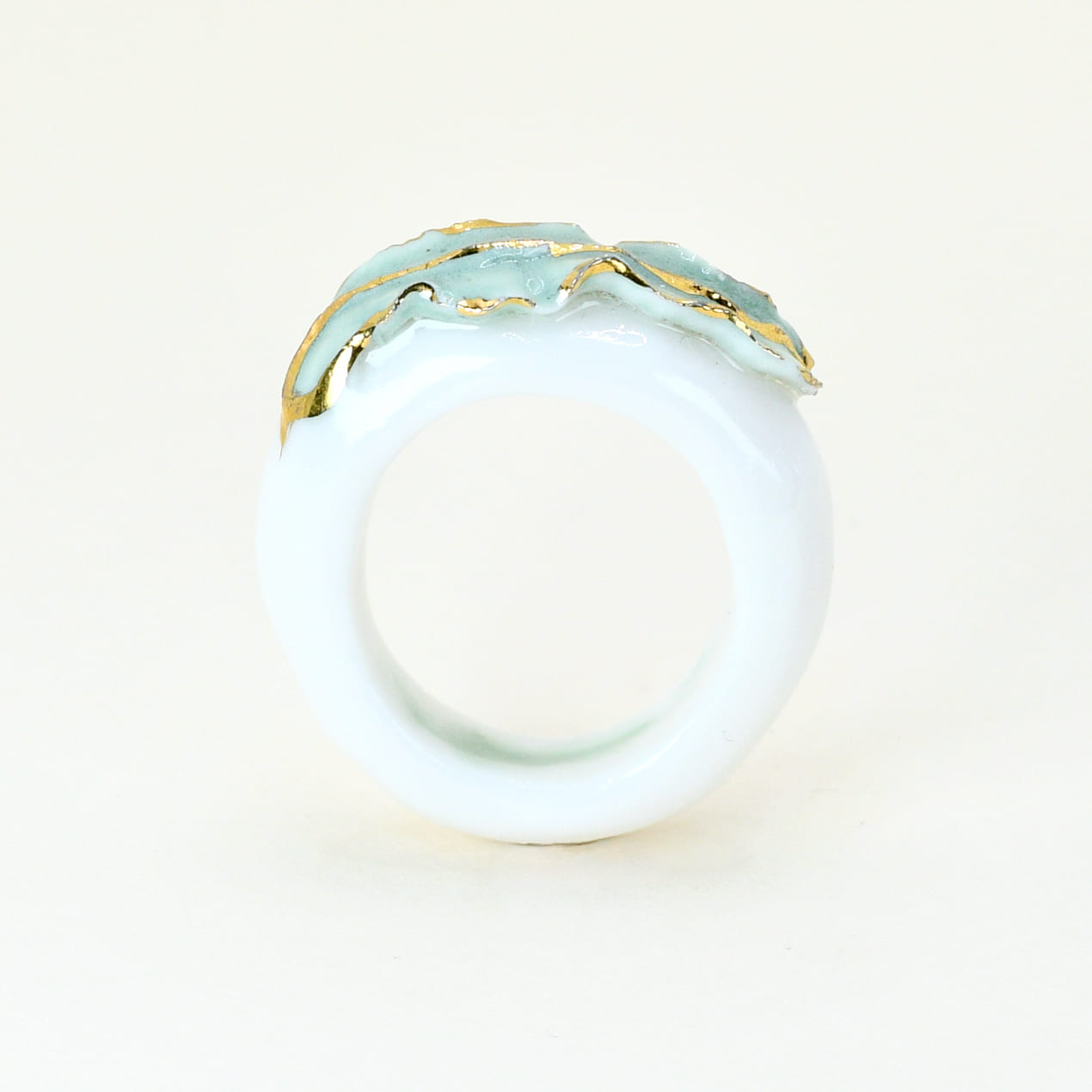 TRISTIS Porcelain Ceramic Ring